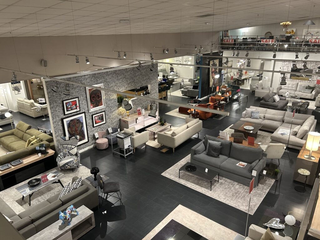 Wigan furniture retailer launches huge closing down sale Big